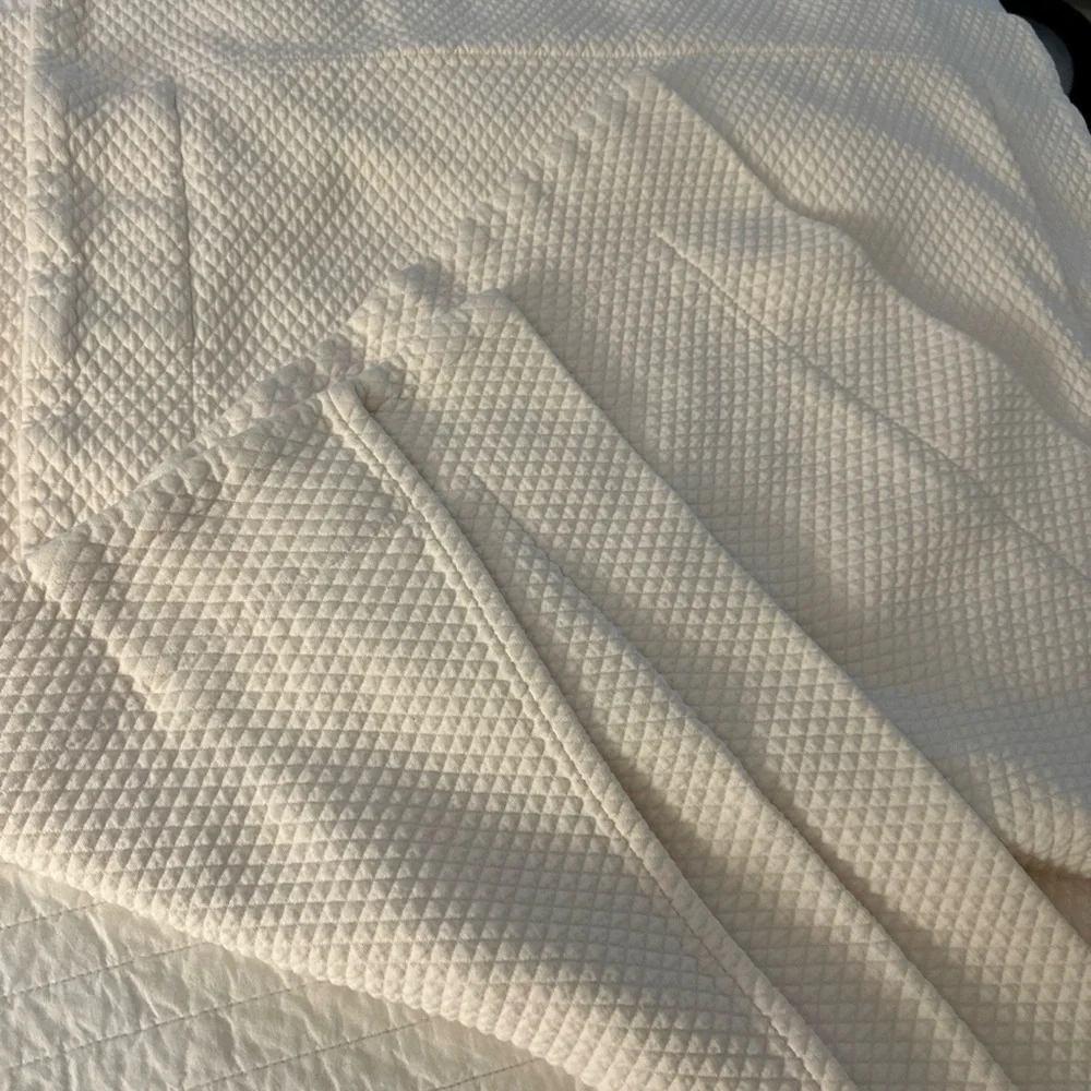 Cuddledown pillow shams diamond pique jacquard euc standard size high-quality